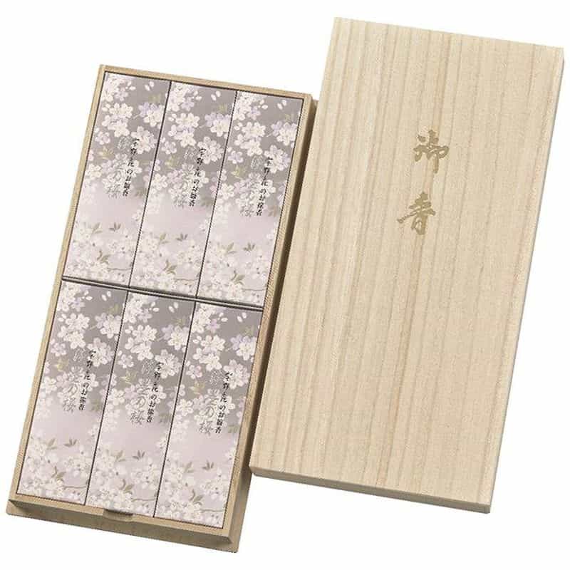 日本香堂　宇野千代のお線香　新・淡墨の桜　桐箱６箱セット　(1100028965)